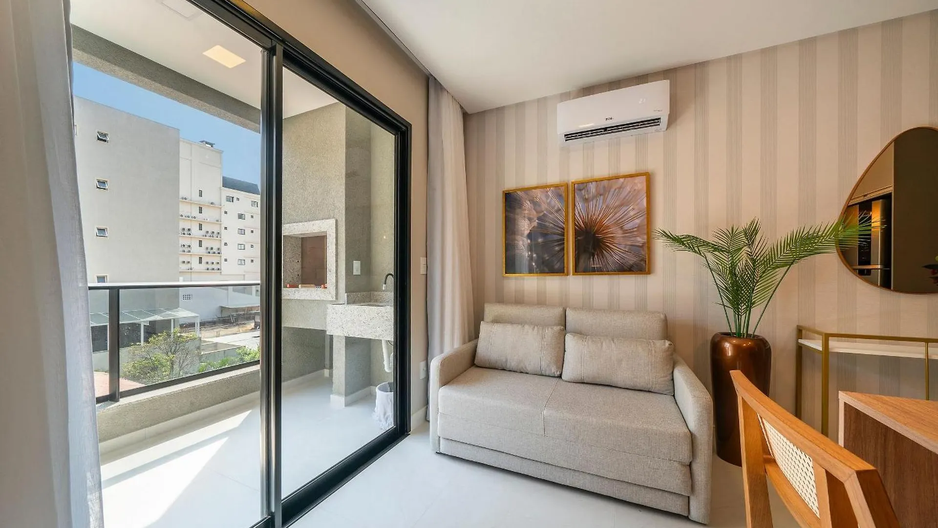 Sunny Flats Apartment Bombinhas