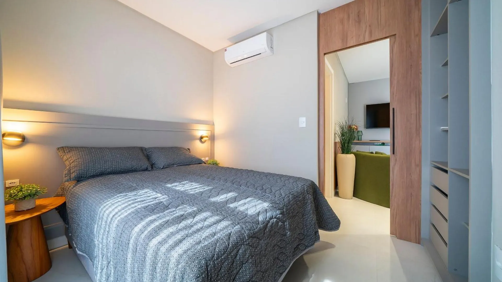 Sunny Flats Apartment Bombinhas 0*,  Brazil