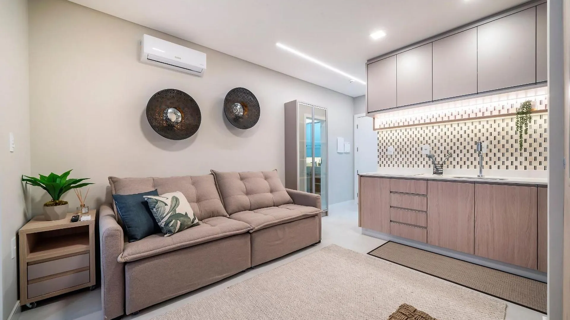 Sunny Flats Apartment Bombinhas