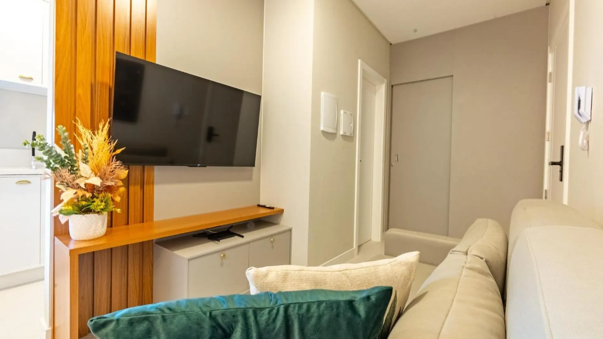 Sunny Flats Apartment Bombinhas