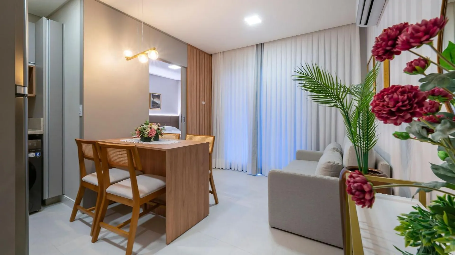 Sunny Flats Apartment Bombinhas