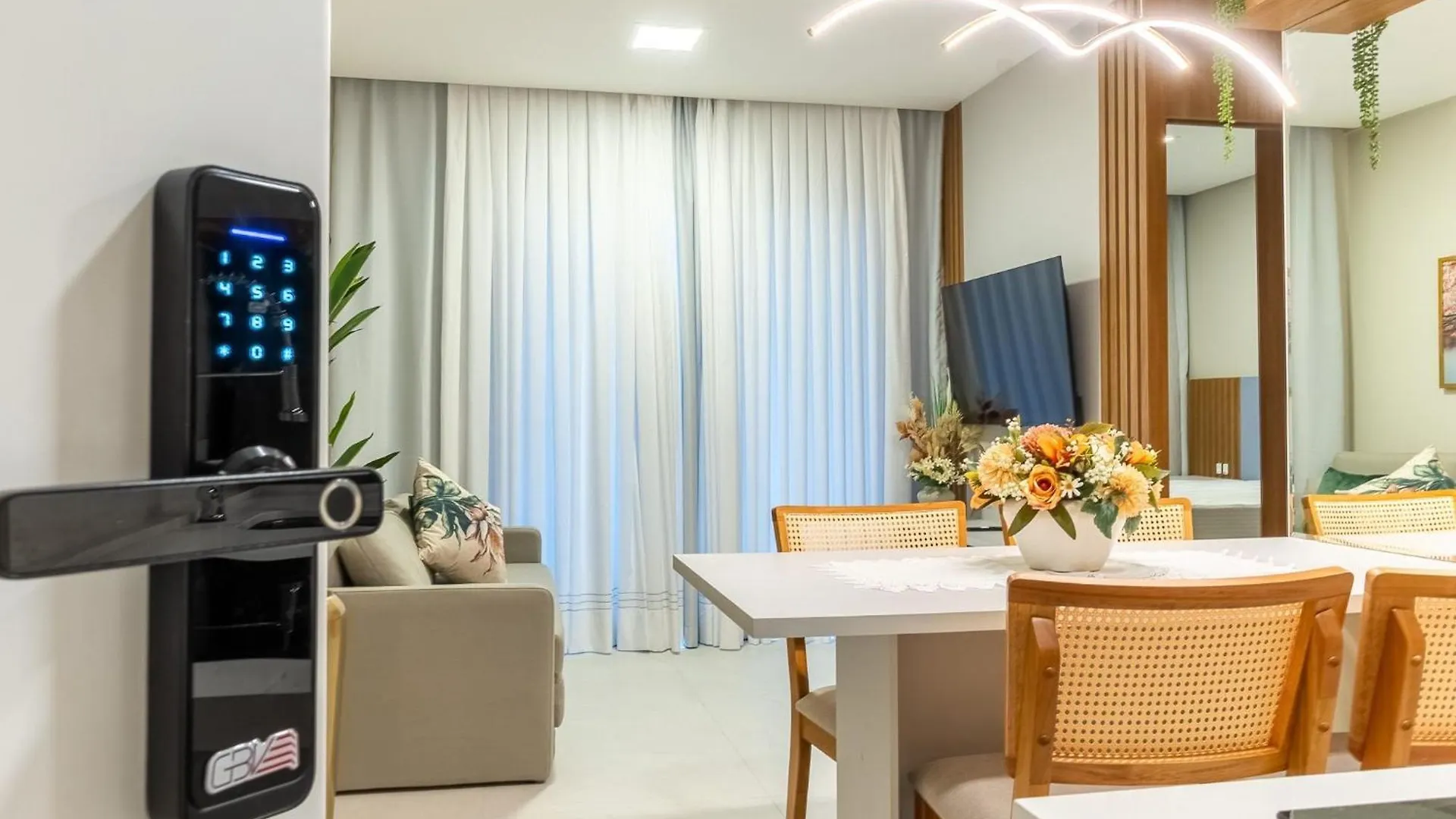 Sunny Flats Apartment Bombinhas